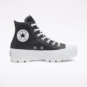 BNWOT Leather platform converse!